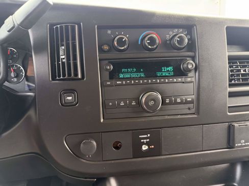Used 2022 Chevrolet Express 2500 w/ Driver Convenience Package RWD image 24