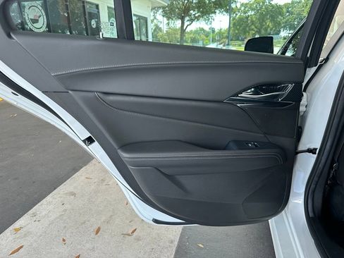 Used 2023 Cadillac CT4 Luxury w/ LPO, ONYX Package RWD image 26