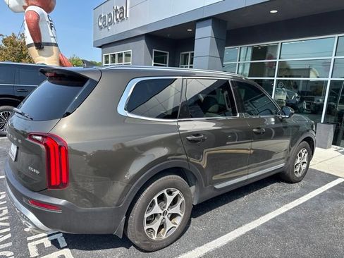 Used 2020 Kia Telluride EX FWD image 14