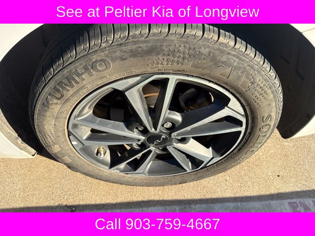 Used 2024 Kia Forte LXS FWD image 12