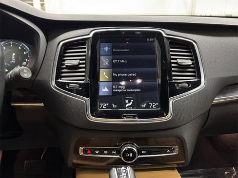 Used 2017 Volvo XC90 T6 Momentum w/ Vision Package image 24