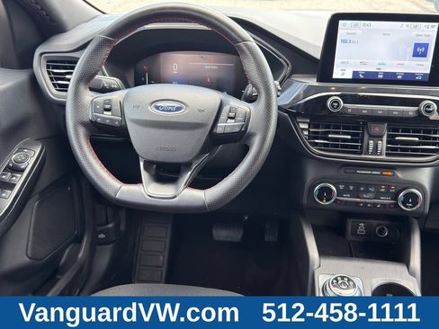 Used 2025 Ford Escape ST-Line Select AWD/4WD image 23