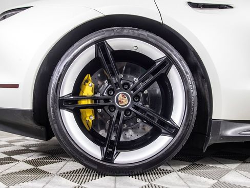 Used 2020 Porsche Taycan Turbo S AWD/4WD image 38