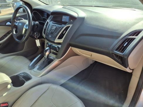 Used 2012 Ford Focus SEL image 17
