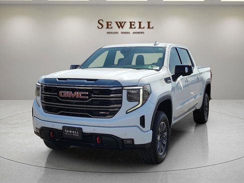 Used 2024 GMC Sierra 1500 AT4 image 1