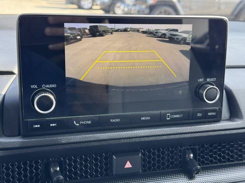 Used 2025 Honda CR-V EX image 16