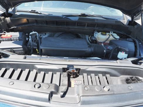 Used 2022 Chevrolet Silverado 1500 RST AWD/4WD image 12