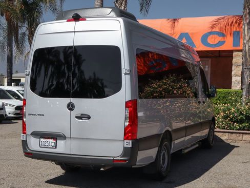 Used 2020 Mercedes-Benz Sprinter 2500 image 10