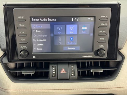 Used 2022 Toyota RAV4 XLE Premium image 24