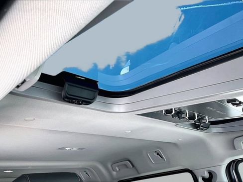 Used 2024 INEOS Grenadier Fieldmaster Edition image 25