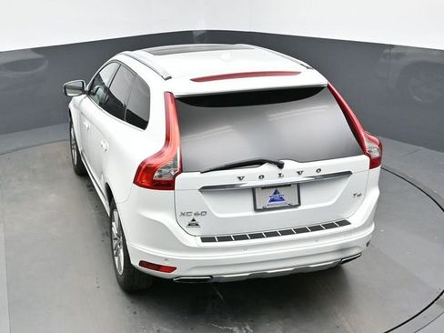Used 2016 Volvo XC60 T6 w/ Proximity Package image 20