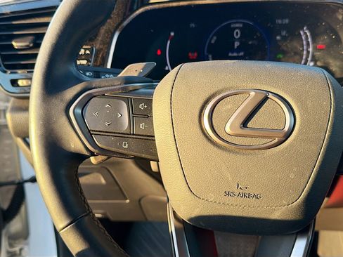 Used 2023 Lexus NX 350h 350h Premium image 37