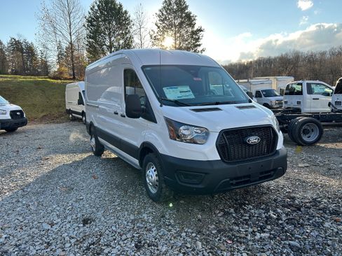 New 2026 Ford Transit 250 148 Medium Roof Extended AWD w/ Load Area Protection Package image 10