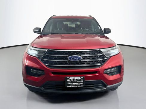 Used 2020 Ford Explorer XLT w/ Class III Trailer Tow Package AWD/4WD image 2