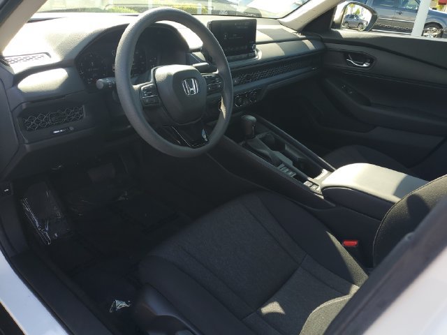 Used 2023 Honda Accord LX image 17
