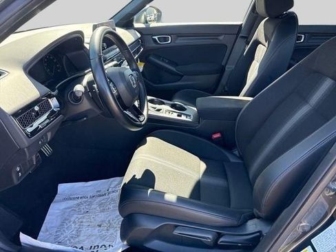 Used 2024 Honda Civic Sport image 3