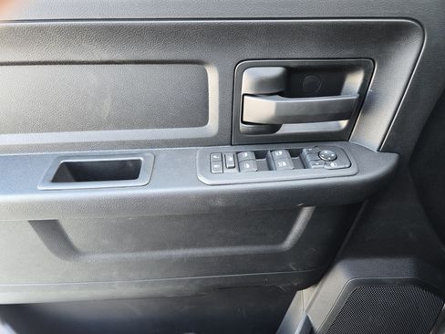 New 2026 RAM 2500 Tradesman AWD/4WD image 17