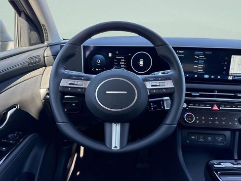New 2026 Hyundai Tucson Limited AWD/4WD image 12