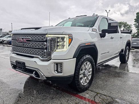 Used 2021 GMC Sierra 2500 Denali w/ Denali Ultimate Package AWD/4WD image 3