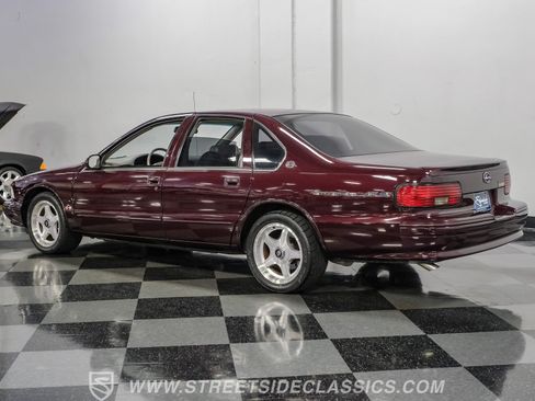 Used 1996 Chevrolet Impala SS RWD image 8