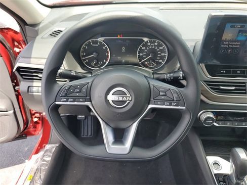 New 2025 Nissan Altima 2.5 SV w/ SV Special Edition Package image 11