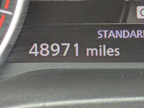 Used 2023 Nissan Rogue SV image 30