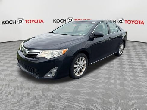 Used 2012 Toyota Camry XLE FWD image 3
