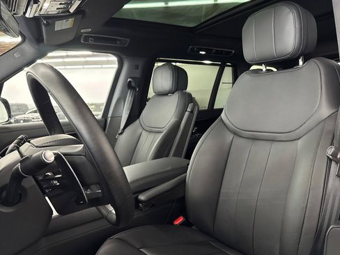 New 2026 Land Rover Range Rover Long Wheelbase SE image 4