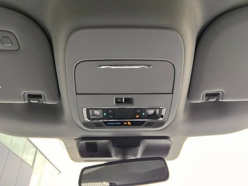 Used 2024 Ford F150 Lariat AWD/4WD image 14