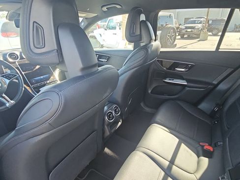 Used 2024 Mercedes-Benz GLC 300 w/ Winter Package image 11