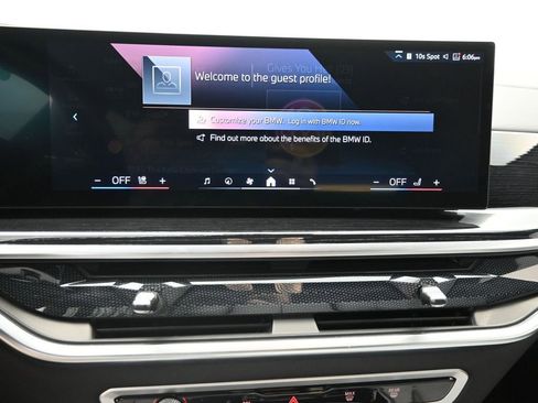 Certified 2024 BMW X7 xDrive40i w/ M Sport Package AWD/4WD image 17