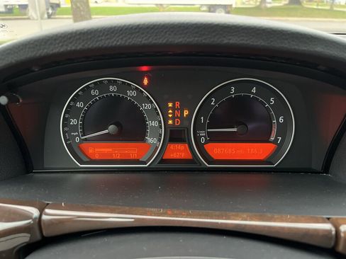 Used 2007 BMW 750i image 38