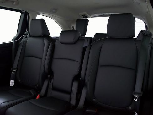 Certified 2026 Honda Odyssey EX-L image 17