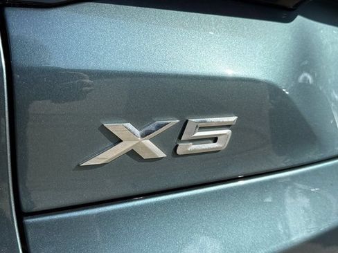 Used 2024 BMW X5 xDrive40i w/ Premium Package AWD/4WD image 8