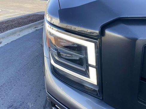 Used 2020 Nissan Titan PRO-4X w/ Pro-4x Convenience Package image 17