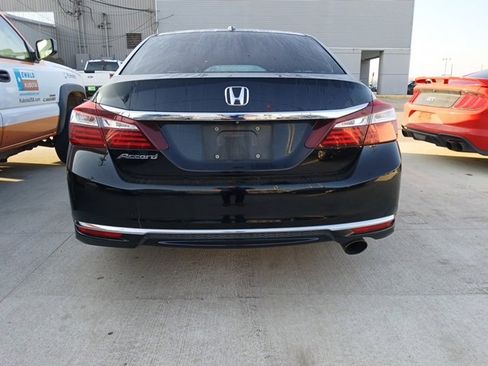 Used 2016 Honda Accord EX-L image 5