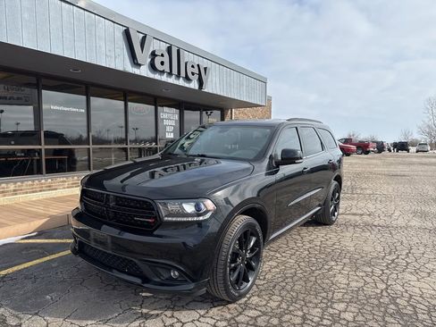 Used 2017 Dodge Durango GT w/ Premium Group image 4
