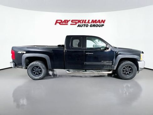 Used 2013 Chevrolet Silverado 1500 LT w/ All-Star Edition AWD/4WD image 8