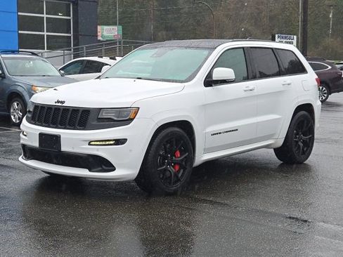 Used 2016 Jeep Grand Cherokee SRT image 5