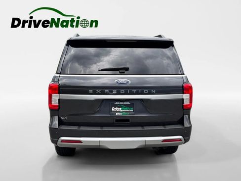 Used 2024 Ford Expedition XLT AWD/4WD image 6