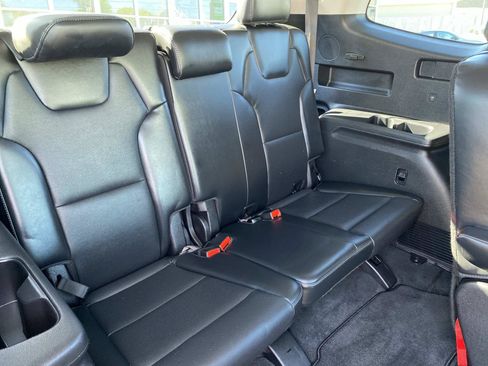 Used 2025 Kia Telluride S AWD/4WD image 26