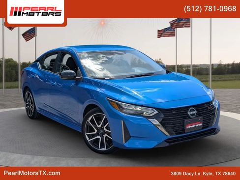 Used 2025 Nissan Sentra SR FWD image 1