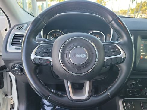 Used 2020 Jeep Compass Latitude image 18