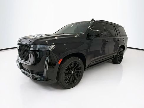 Used 2023 Cadillac Escalade Sport w/ LPO, ONYX Package AWD/4WD image 3