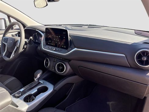 Used 2023 Chevrolet Blazer LT image 26