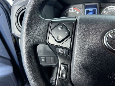 Used 2022 Toyota Tacoma SR AWD/4WD image 16