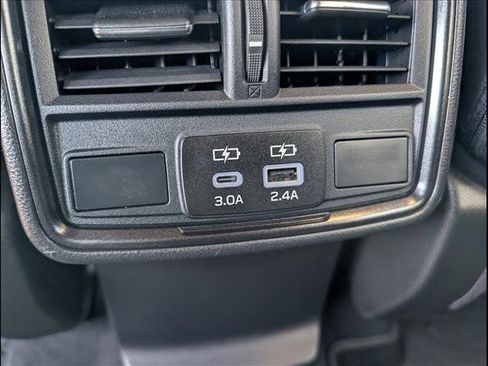 Used 2025 Subaru Forester Limited image 16