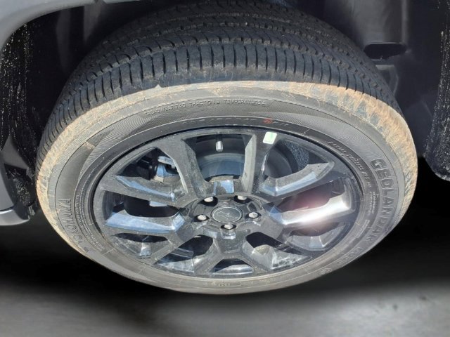 New 2026 Jeep Compass Latitude AWD/4WD image 10