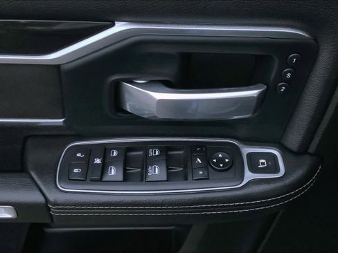 Used 2019 RAM 2500 Laramie image 34
