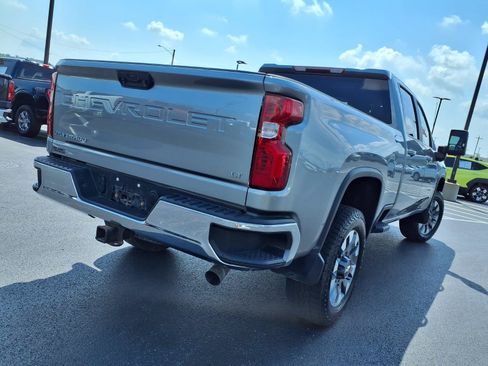 Used 2024 Chevrolet Silverado 2500 LT AWD/4WD image 28